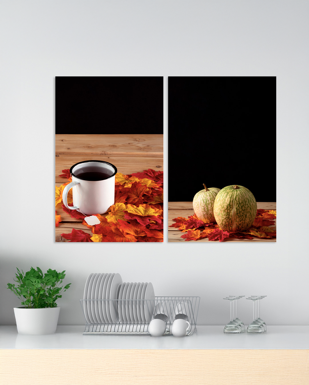 Cuadro decorativo otoñal con taza y calabazas