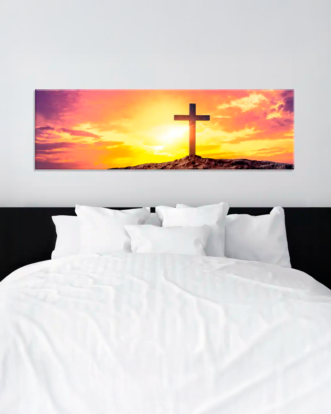 Cuadro Panorámico Cruz Iluminada en Atardecer